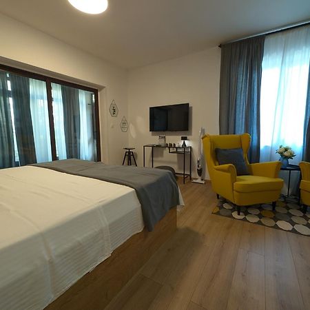 Apartments Glam Porec Bagian luar foto