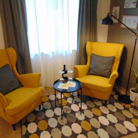 Apartments Glam Porec Bagian luar foto